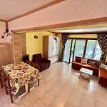 In 42437 Apartment